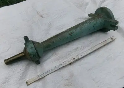Stará ruční pumpa, vodní čerpadla - Rejsek a další.