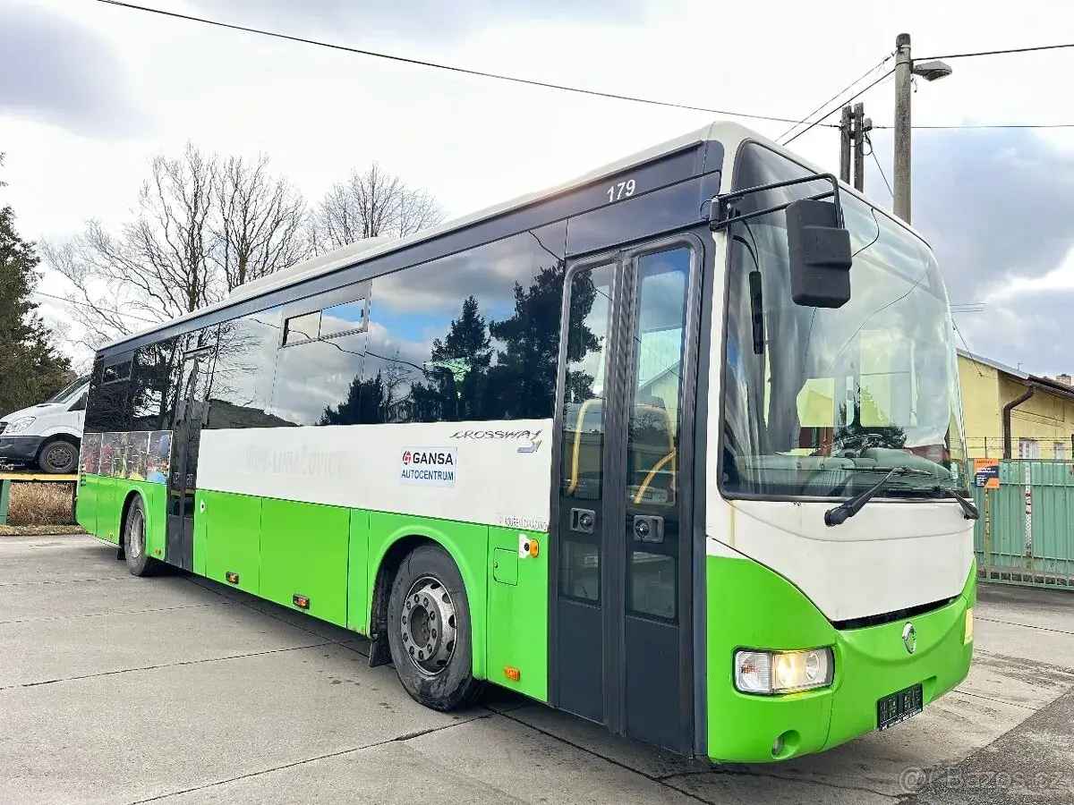 Irisbus SFR 160. Klimatizovaný.