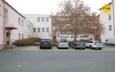 Pronájem 220 m2 skladových či výrobních ploch., 126421