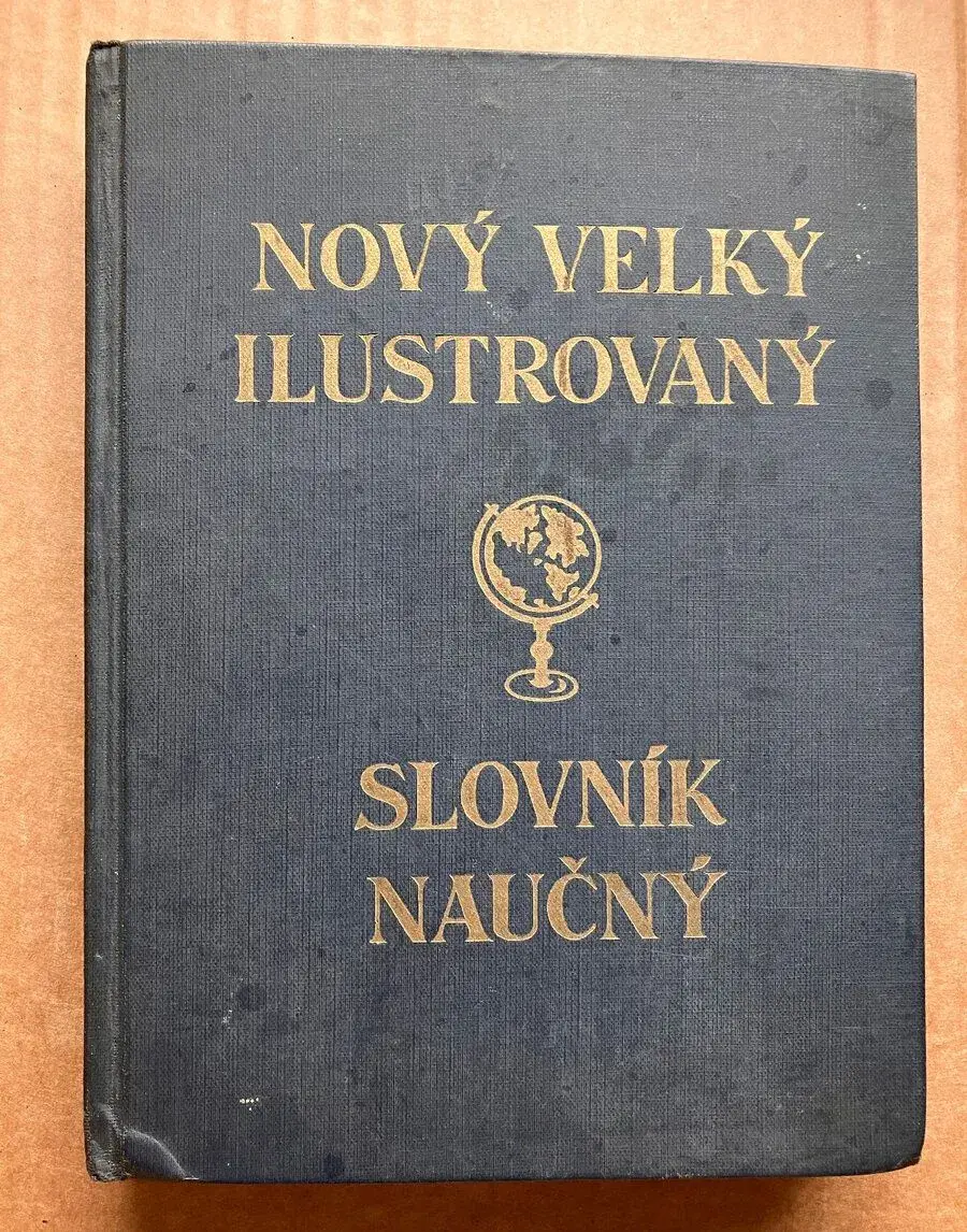 NOVÝ VELKÝ ILUSTROVANÝ SLOVNÍK NAUČNÝ