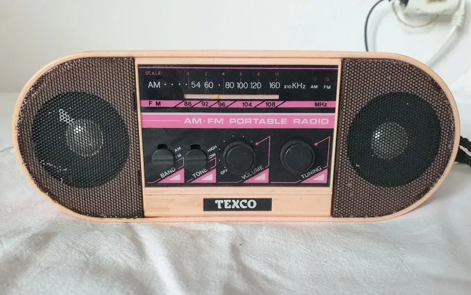 Různá rádia - Texco, Thomson, Grundig, CityBoy, atd