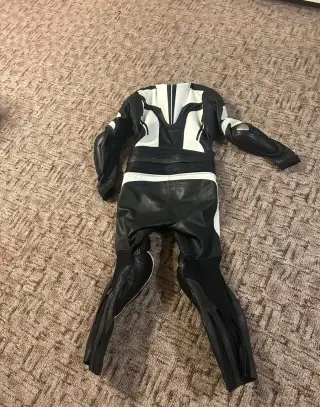 Moto kombinéza Büse