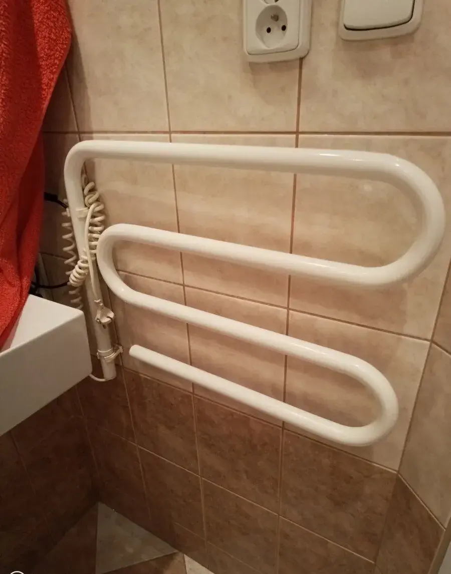 Koupelnový žebřík, radiátor