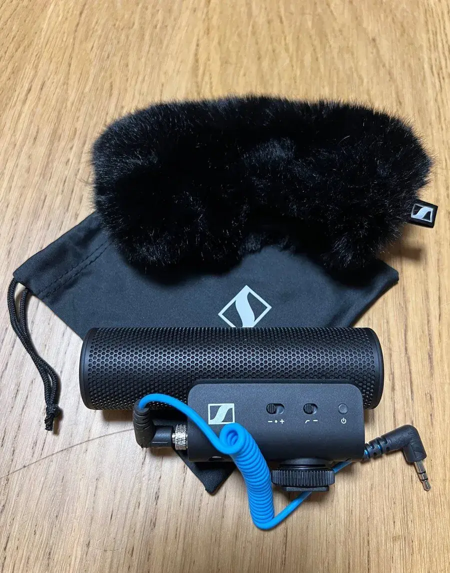 Sennheiser MKE400 - video mikrofon