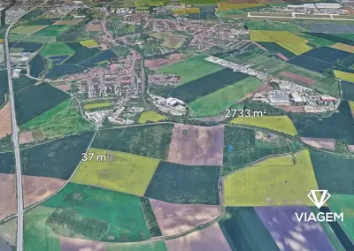 Pole 2 770 m², Podíl 50 % o výměře 1 385 m²