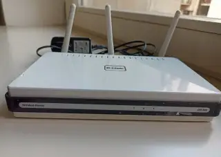 router D-LINK DIR-655