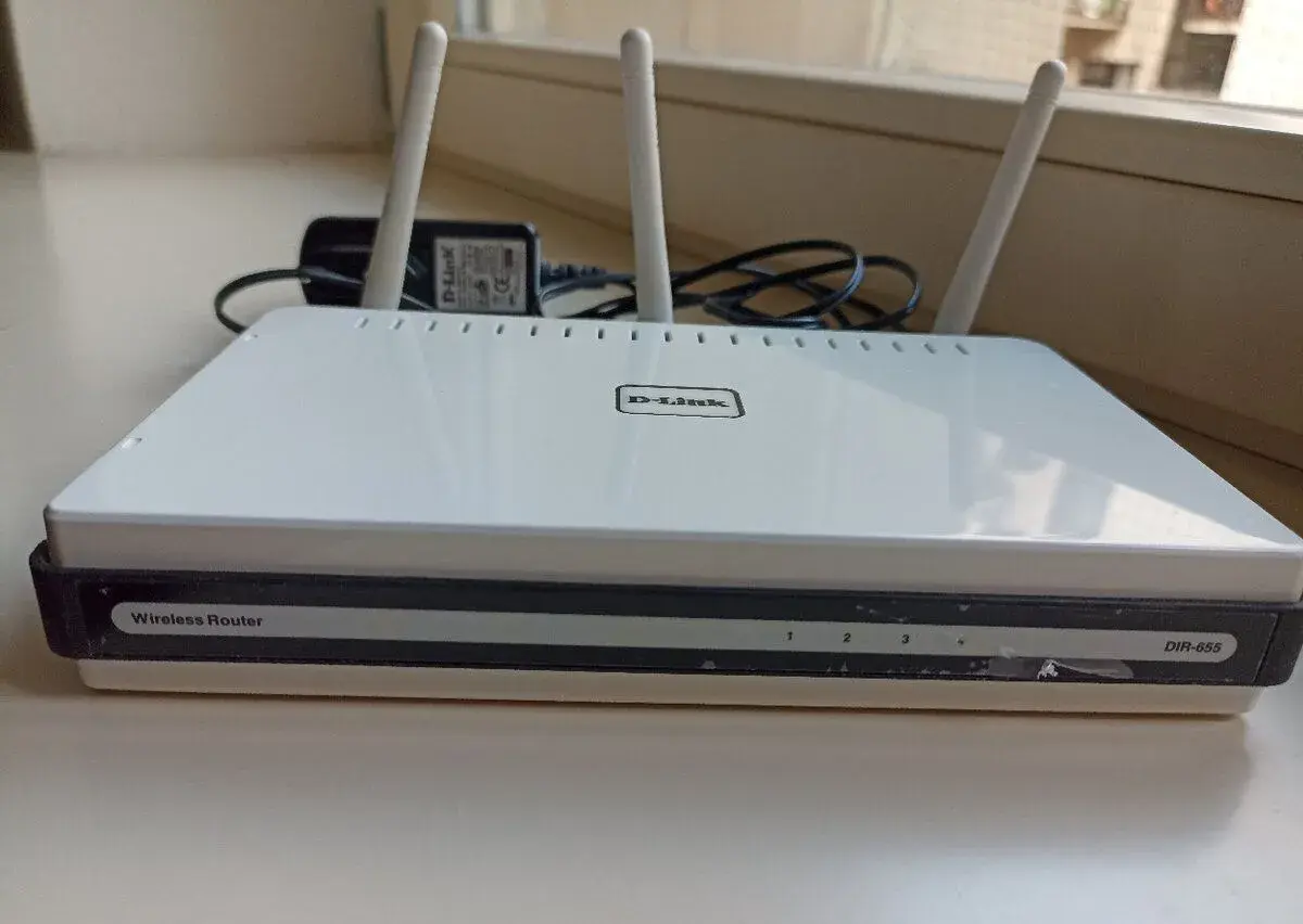 router D-LINK DIR-655
