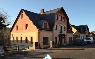 Rodinný dům s 5 byty ., ev.č. 27559
