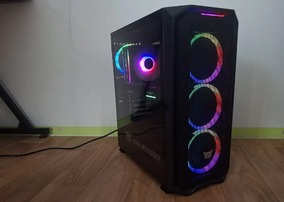 RYCHLÝ PRODEJ– RTX 5060 / i5-14600K / 32GB /