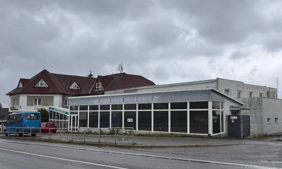 Komerční výrobní a skladovací areál Sukorady