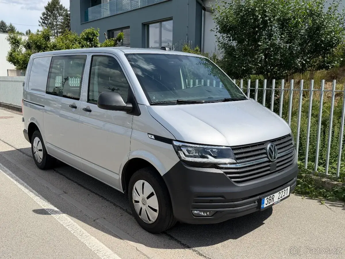 Volkswagen Transporter – 2023, 174 000 km