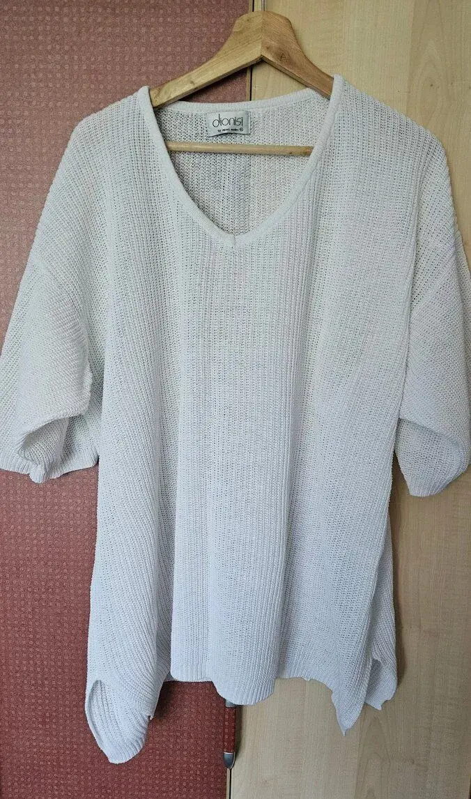 Bílý svetřík oversized XXL/ 46