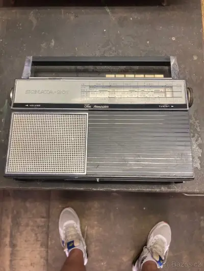 Retro rádio SONATA-201 – sběratelské, USSR