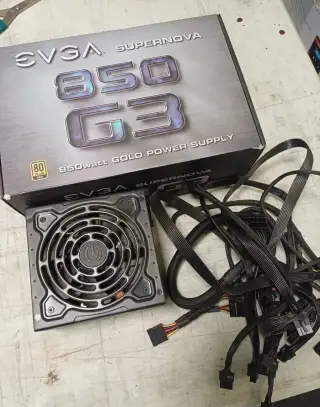 PC Zdroj EVGA 850 G3 Supernova