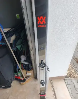 Skialp lyže, Volkl rise 80, vázání, pasy