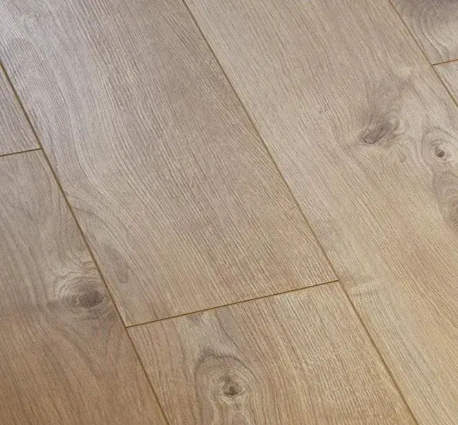 Laminátová plovoucí podlaha 60m2 dub classicsleva 45%NOVÁ