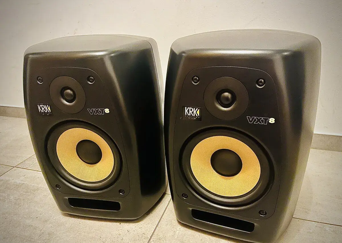 KRK VXT 8 – legendární studiové monitory