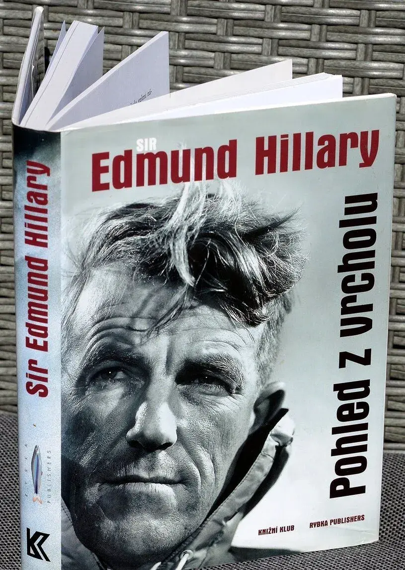 Pohled z vrcholu / Edmund Hillary