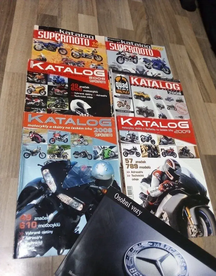6x Motokatalog + katalog Mercedes Benz. Pouze vše nar