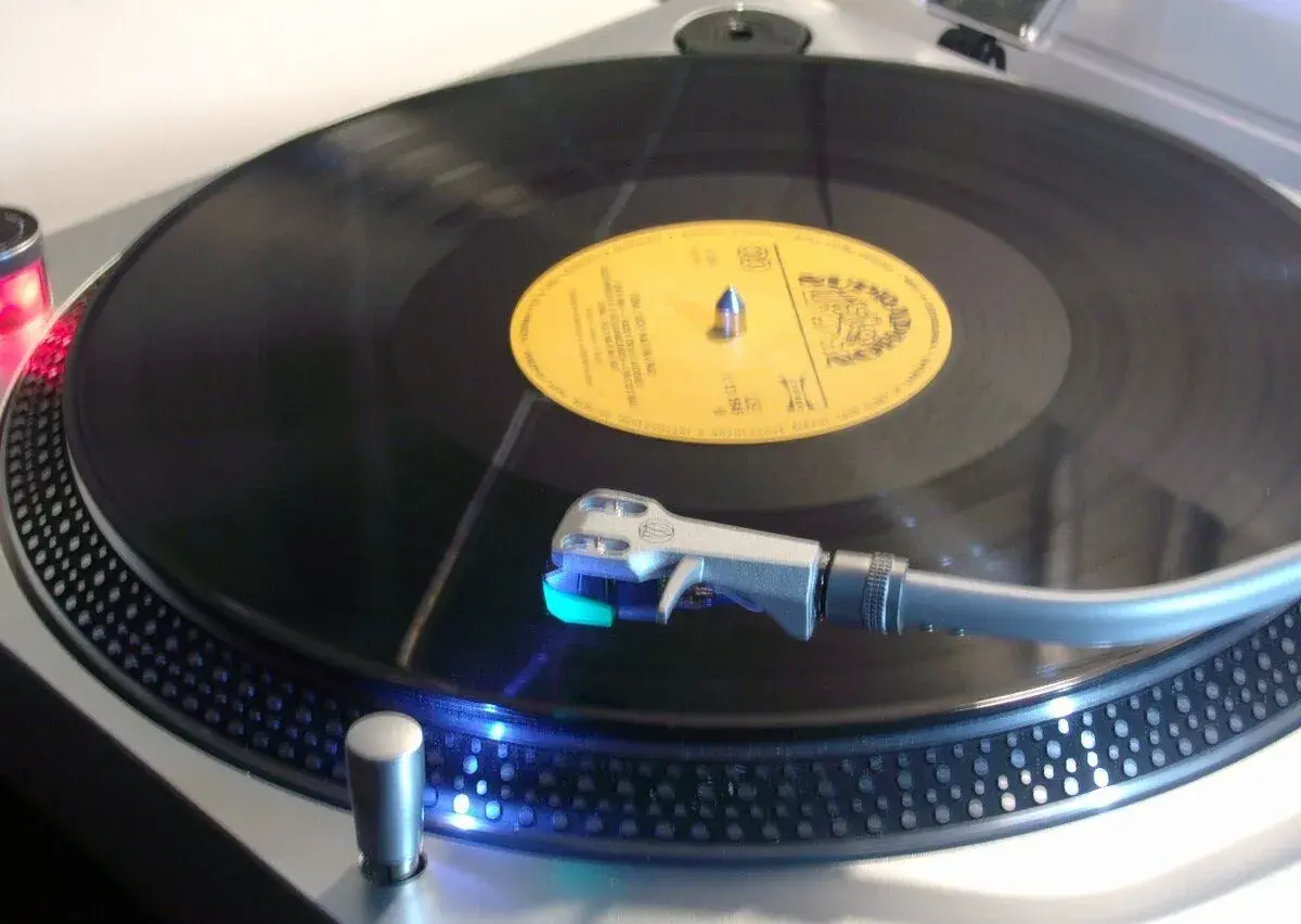Gramofon dosloužil?