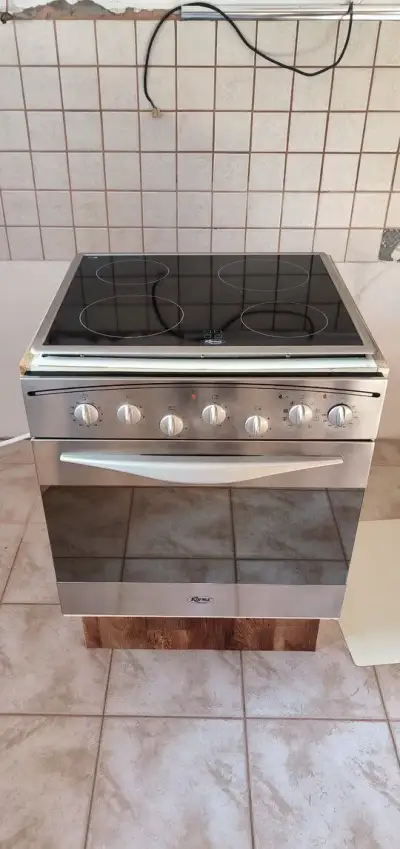 Elektrická trouba s varnou deskou (komplet)