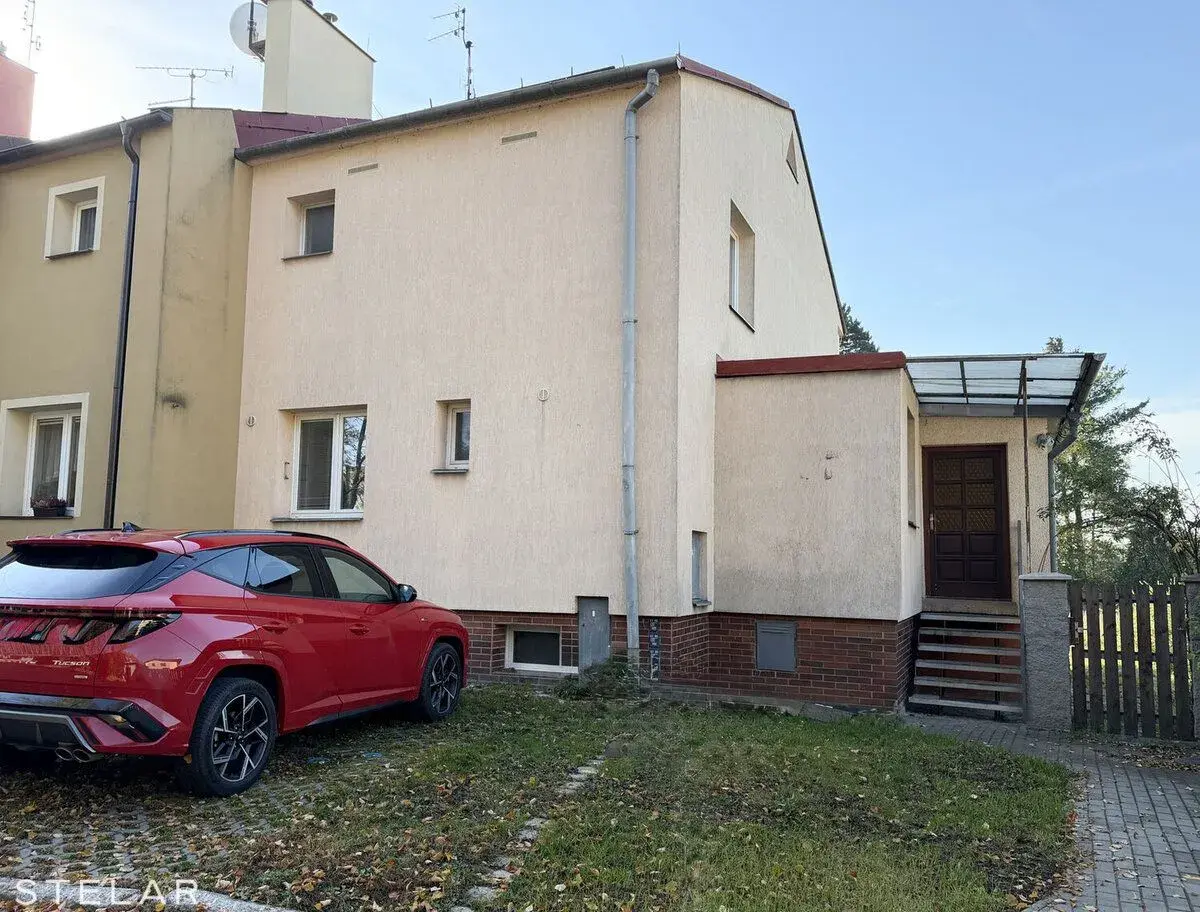 Pronájem řadového domu se zahradou, U Jezera, Opava - Kateři