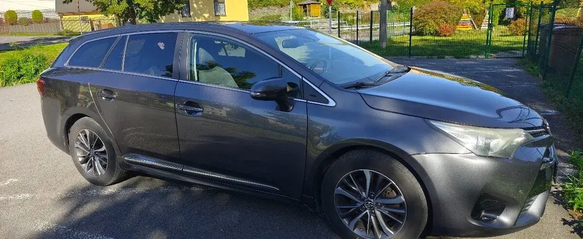 Toyotu Avensis 2.0D combi 2016