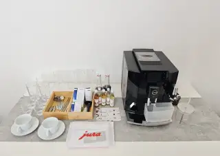 Jura E8 Piano Black
