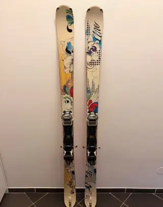 Kompletní skialpový set LINE 167 cm – Marker vázání + pásy G