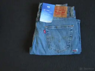 NOVÉ PÁNSKÉ DŽÍNY VEL.29/32 ZN.LEVIS