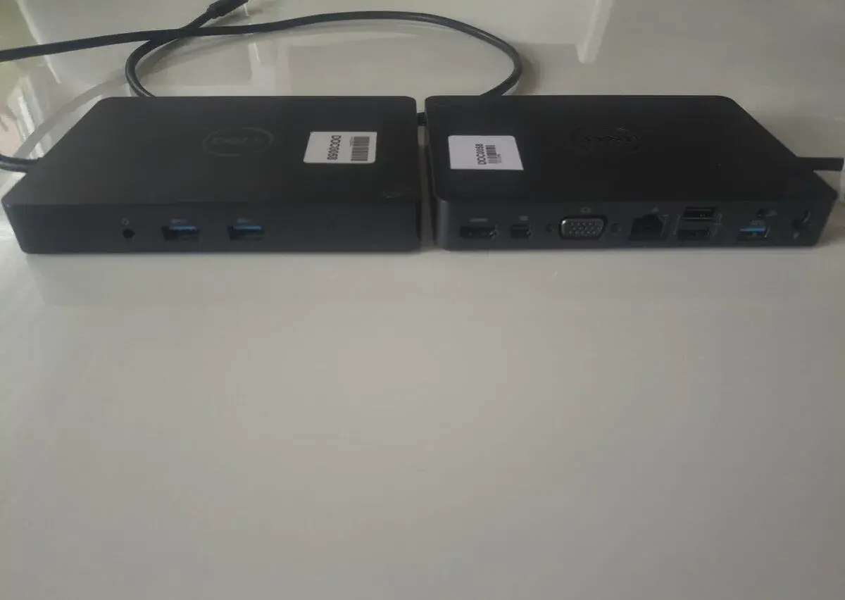 Dokovací stanice Dell Dock WD15 (USB-C, HDMI, LAN) - 2 ks