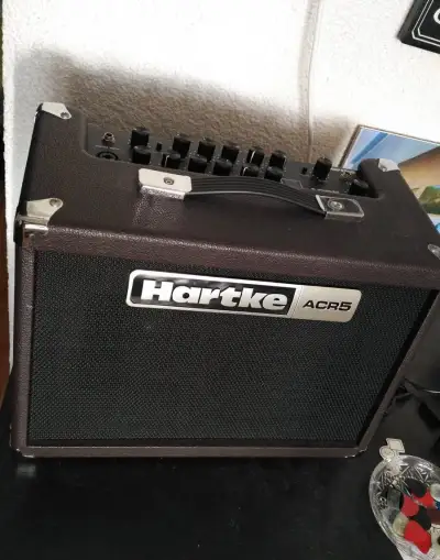 Kombo Hartke ACR5 akustické