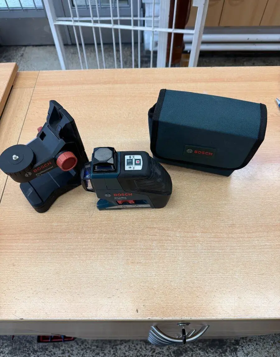 LaserBOSCH GLL2-80 P+ profesional BOSCH LR2