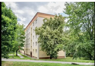 Pronájem bytu 2+1, 59 m2, Káranská ul. Praha 10, ev.č. 00355