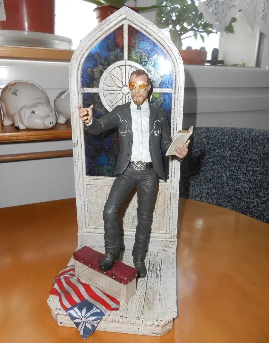 Sběratelská soška J.SEEDA jako OTEC ze hry FAR CRY 5