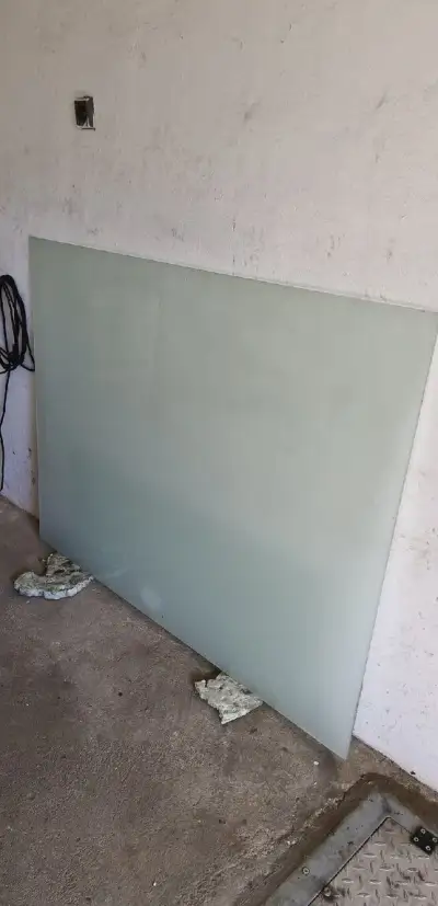 Mléčné sklo connex nové