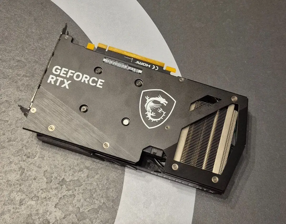 MSI GeForce RTX 4060 GAMING X 8G
