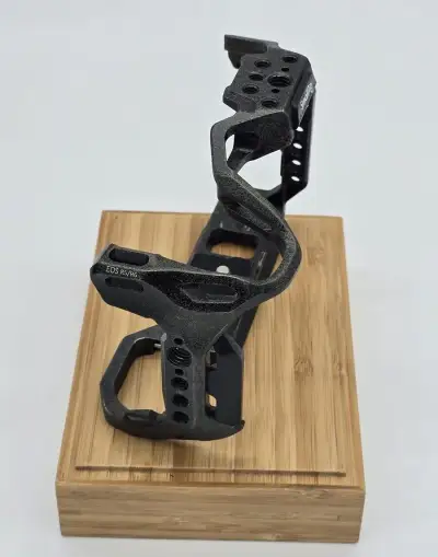 SmallRig klec pro Canon EOS R5 / R6