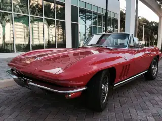 Corvette C2 Stingray 1965, Convertible 365 HP