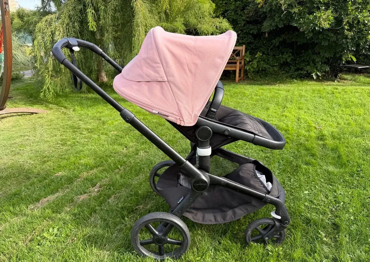Bugaboo Fox 5 Black/Pink 2v1 • 02/2023 + bohatá výbava