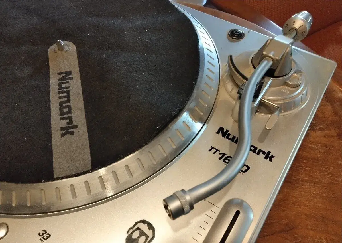 Dj gramofon Numark TT1650