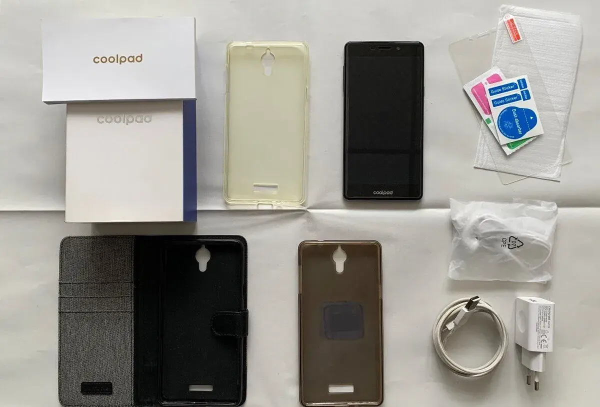 Chytrý telefon Coolpad Modena 2 (E502)