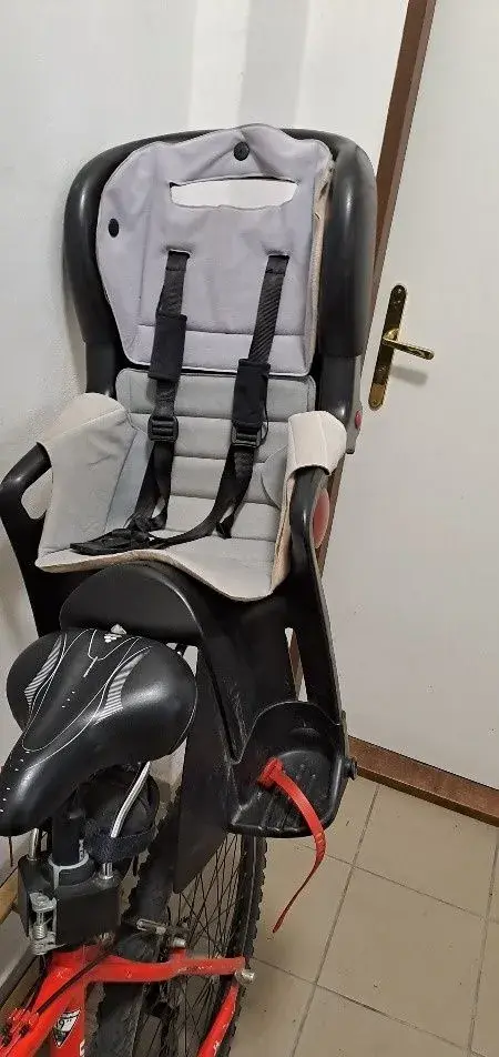 Dětskou sedačku za kolo