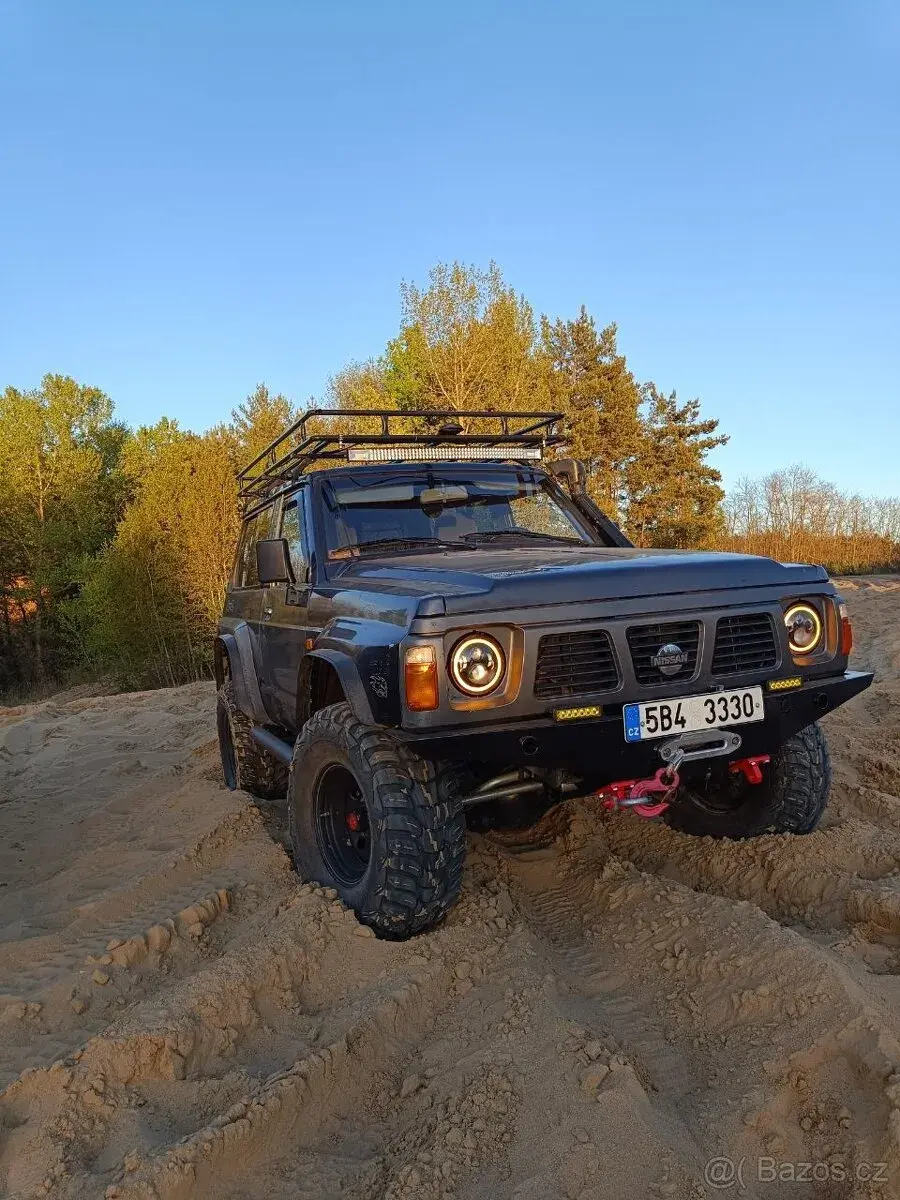 Nissan Patrol – 1990