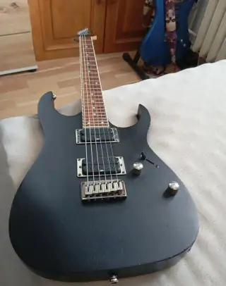 Ibanez RG 321 MHZ