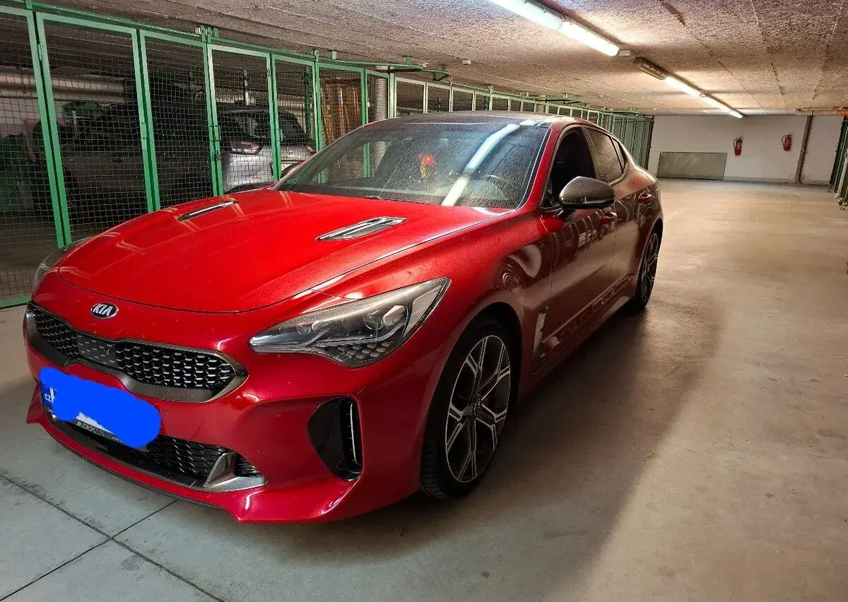 Kia Stinger – 2019, 91 000 km