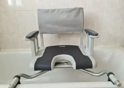 Sedačka na vanu