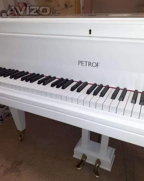 Klavír PETROF model V (160 cm)