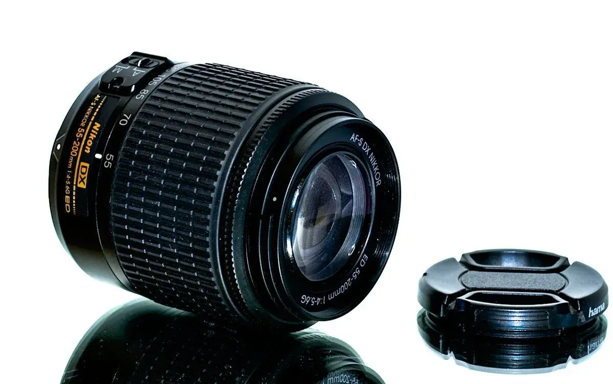 Nikon AF-S Nikkor DX 55-200mm 1:4-5,6G ED