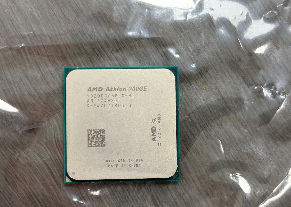 AMD Athlon 200GE